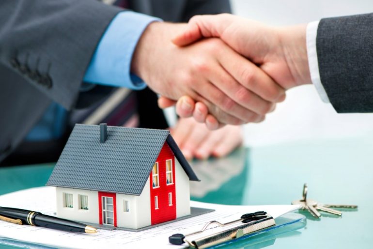 Rumah Pertama: Beli Baru atau Seken?