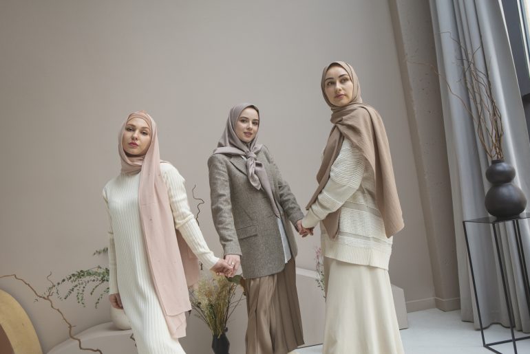 Inspirasi Outfit Elegan dan Kece Saat Lebaran