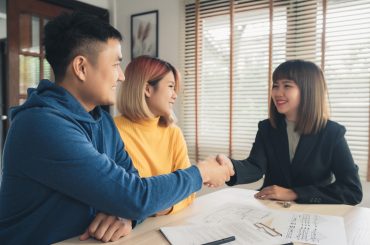 Zillennial Move Smart: Beli Rumah Lewat Ahlinya